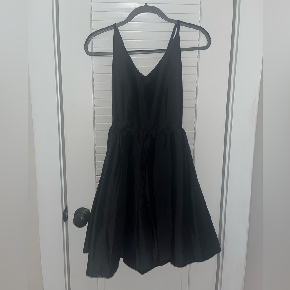 Gracia Black Polyester Garment